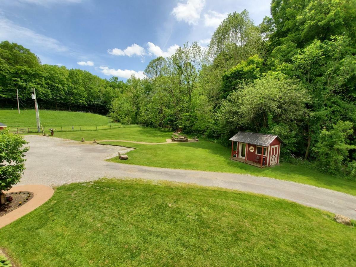 The Barn Inn Bed And Breakfast Millersburg Bagian luar foto