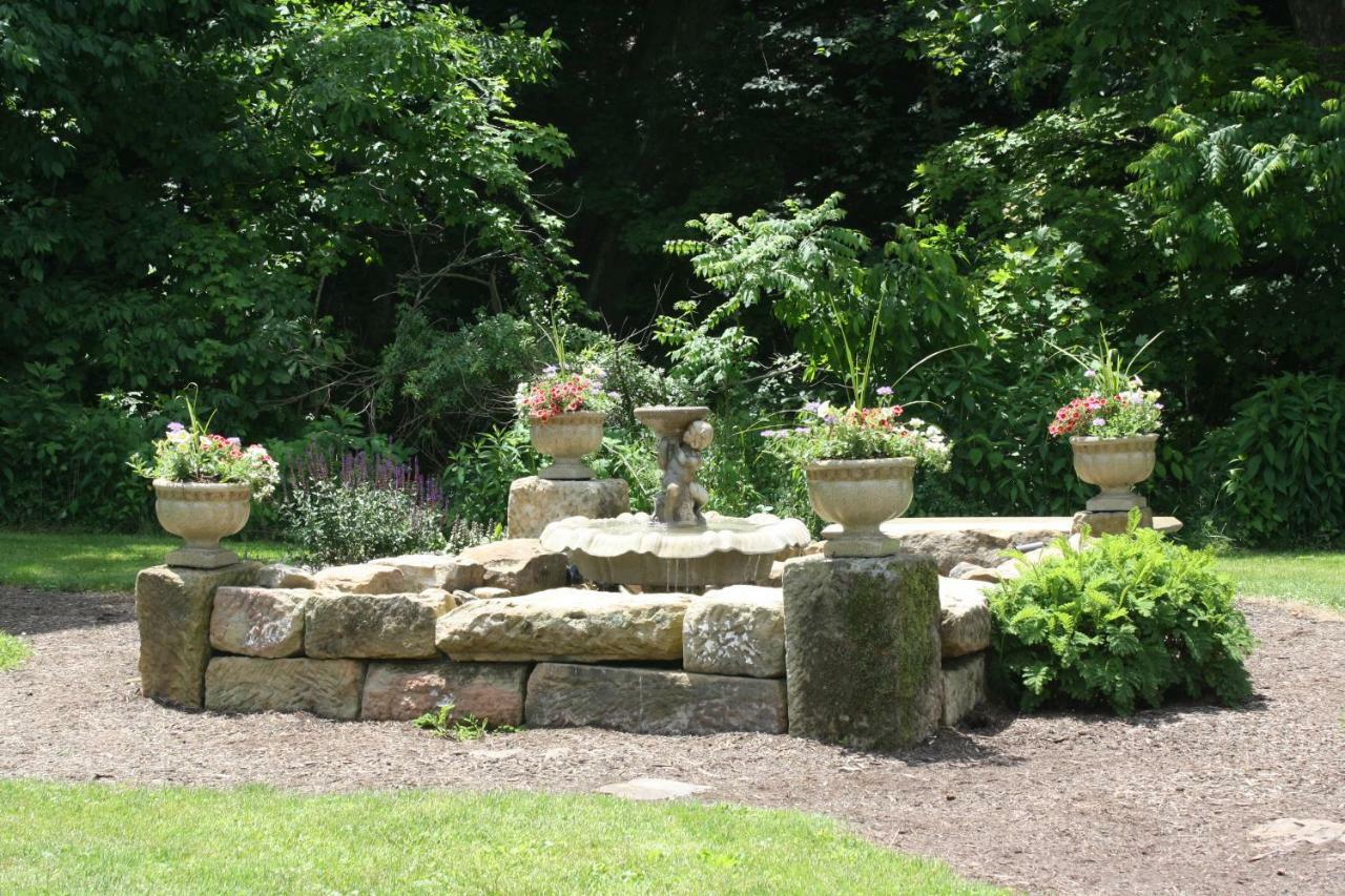The Barn Inn Bed And Breakfast Millersburg Bagian luar foto
