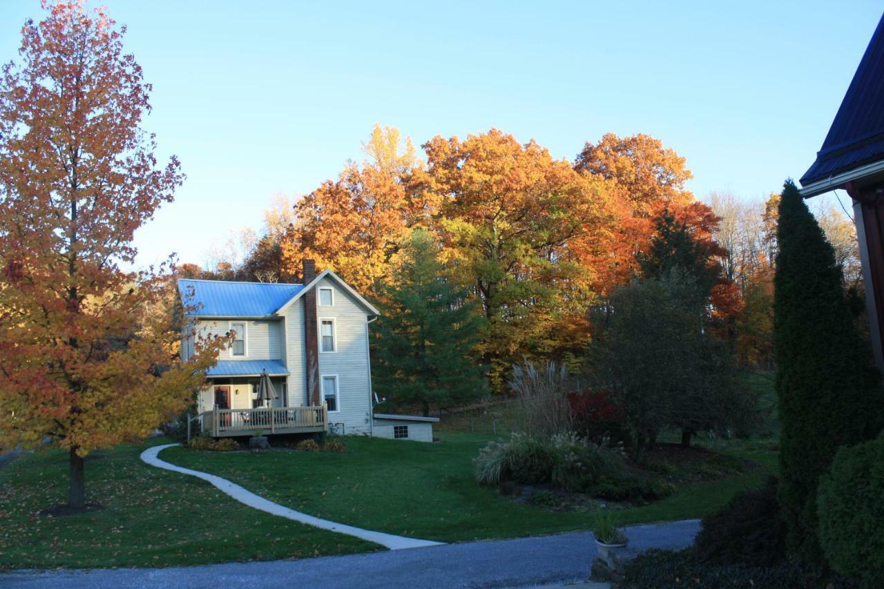 The Barn Inn Bed And Breakfast Millersburg Bagian luar foto