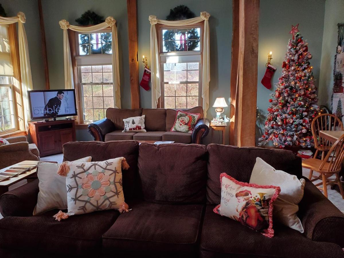 The Barn Inn Bed And Breakfast Millersburg Bagian luar foto